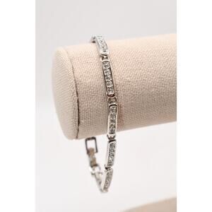 Swarovski Clear Rhinestone Link Bracelet Rhodium Plated Signed 7 Inch